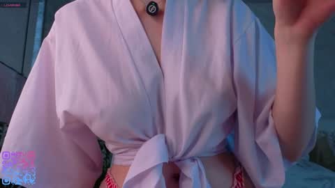 Teri  My favorite vibes 77 101 222 666 online show from November 17, 2:39 am