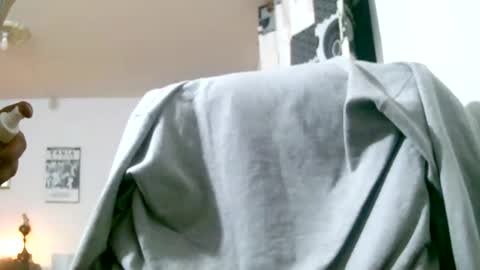 Snapshot of querubinrebelde chatting on December 15, 2:30 am Don Ramon online show from December 15, 2:30 am