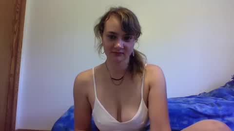 quicklikabunny online show from June 6, 7:07 pm