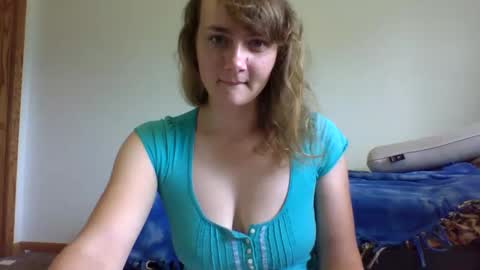 quicklikabunny online show from June 7, 7:17 pm