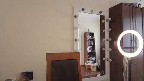 quiet_smile online show from March 13, 11:06 am