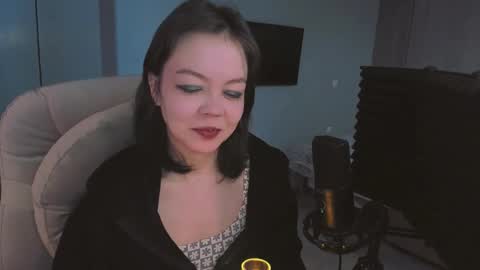 quietluxury online show from February 21, 10:49 am