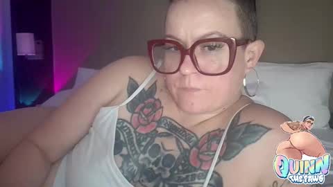 Snapshot of quinnofspades chatting on November 11, 2:39 pm quinnofspades online show from November 11, 2:39 pm