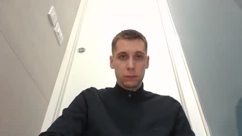 qwerty96cuck96 online show from December 24, 11:55 pm