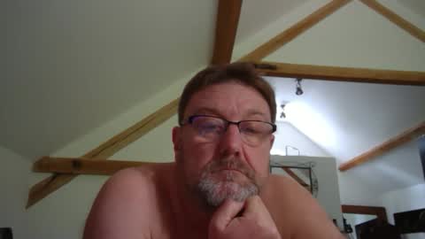 qwertyfish72 online show from May 18, 11:16 am