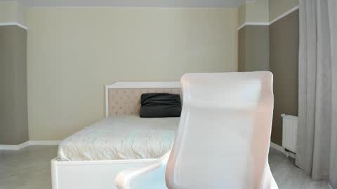 Snapshot of qwoopa chatting on September 10, 8:36 am Leya online show from September 10, 8:36 am