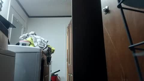 r04233054 online show from December 18, 4:18 am