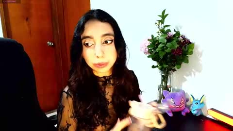 Snapshot of r0ttenangel chatting on September 19, 5:53 am Angel online show from September 19, 5:53 am