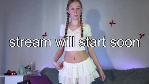 sweet Vivi online show from April 30, 8:42 am