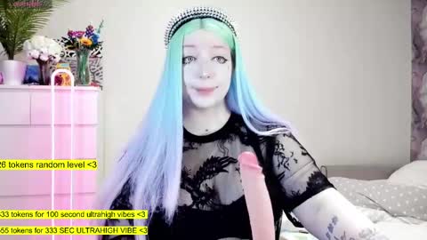 Snapshot of raaaaaaawr chatting on March 8, 8:55 am - online show from March 8, 8:55 am