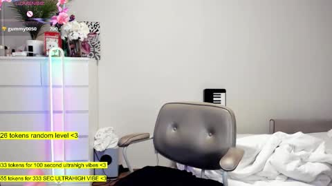 Snapshot of raaaaaaawr chatting on September 19, 4:58 am - online show from September 19, 4:58 am