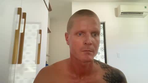 rabbit_eyes69 online show from July 13, 4:59 am