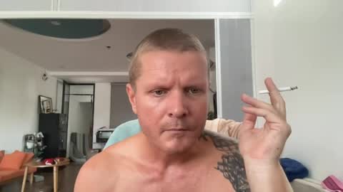 rabbit_eyes69 online show from July 26, 2:20 am