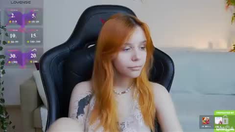 rachel__lips online show from June 21, 8:17 am