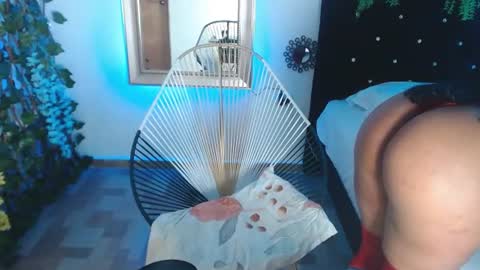 Valentina  online show from August 7, 2:35 am