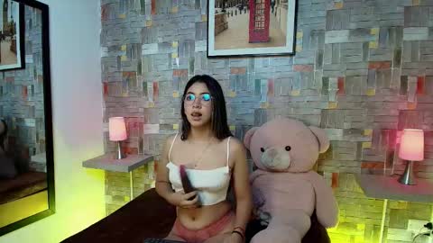 Snapshot of rachel_mds chatting on October 26, 1:39 pm Rachel online show from October 26, 1:39 pm