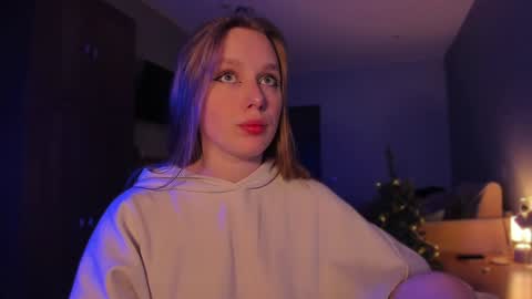 Snapshot of rachel_passion chatting on December 27, 5:05 pm Diana online show from December 27, 5:05 pm