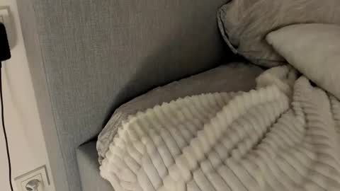 Snapshot of rachel_rey chatting on December 19, 9:11 pm Sherryl online show from December 19, 9:11 pm