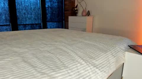 Snapshot of rachel_rey chatting on January 14, 9:26 am Sherryl online show from January 14, 9:26 am