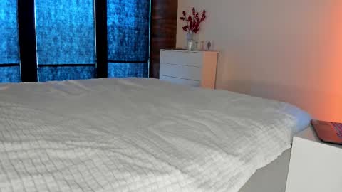 Snapshot of rachel_rey chatting on February 2, 9:08 am Sherryl online show from February 2, 9:08 am