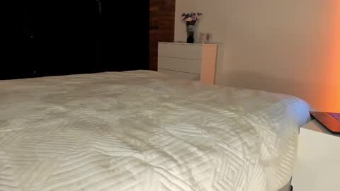 Snapshot of rachel_rey chatting on February 23, 6:49 pm Sherryl online show from February 23, 6:49 pm