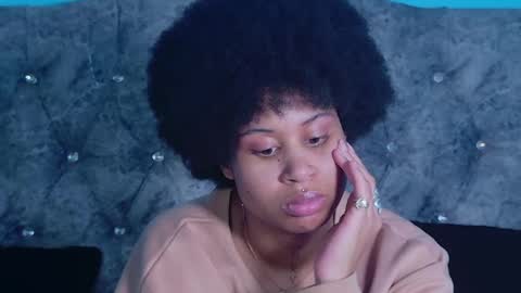 RachelAnn online show from September 24, 3:32 am