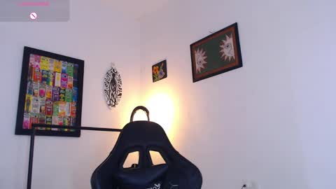 rachell_420 online show from May 11, 4:04 pm