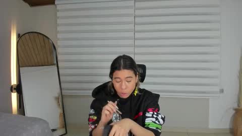 Snapshot of rachell_criss chatting on November 30, 4:16 am Rachell online show from November 30, 4:16 am