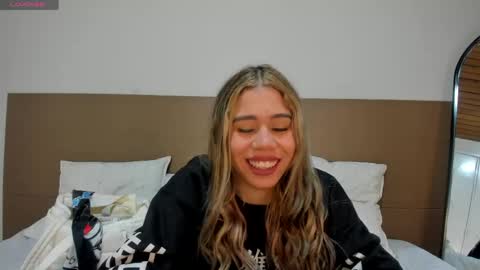 Rachell online show from May 5, 4:09 am