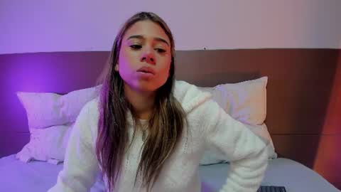 Rachell online show from June 11, 4:54 am