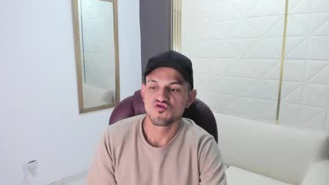 Snapshot of rachell_jacob chatting on July 30, 10:03 am rachell_jacob online show from July 30, 10:03 am