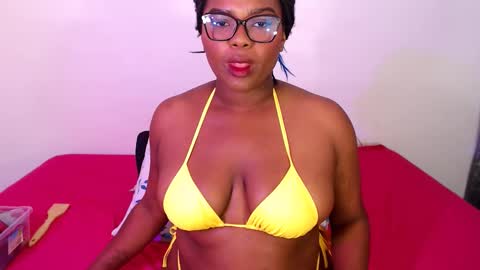 RACHELL  online show from February 5, 4:06 am