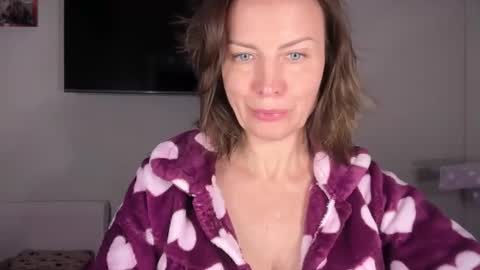 Snapshot of rachelldelicious chatting on May 25, 6:47 pm Rachel online show from May 25, 6:47 pm