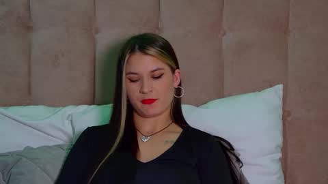 RachellSimpson online show from March 8, 10:13 pm