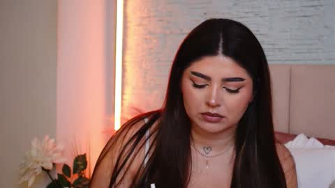 RachelSwaan online show from March 19, 6:50 am