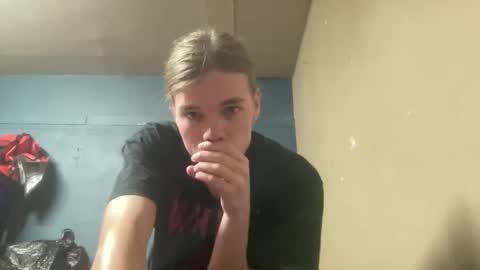 Snapshot of radbrad88 chatting on June 7, 11:08 pm JoeBrody88 online show from June 7, 11:08 pm