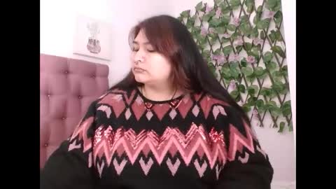 radiantgoddes online show from November 16, 2:00 pm