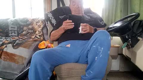 Radioman for fun online show from April 29, 4:33 pm