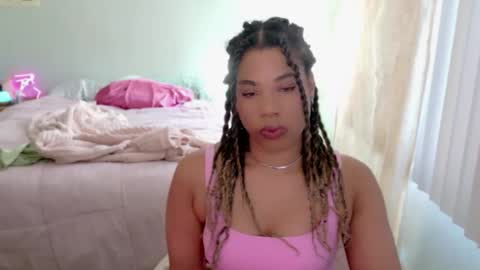 Snapshot of raewerks chatting on January 31, 10:08 pm RaeWerks online show from January 31, 10:08 pm