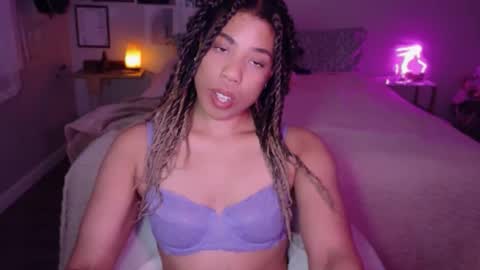 Snapshot of raewerks chatting on February 23, 4:21 am RaeWerks online show from February 23, 4:21 am