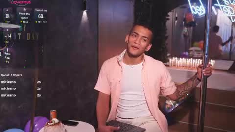 rafa_cruz online show from June 17, 2:18 pm