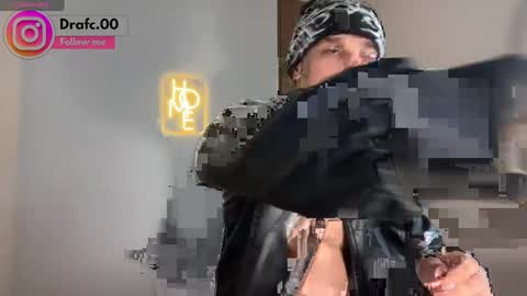 Snapshot of rafael_stone1 chatting on June 3, 4:04 am NEW IG online show from June 3, 4:04 am