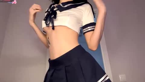 Snapshot of rafaelaloghry chatting on December 15, 11:14 am Riya online show from December 15, 11:14 am