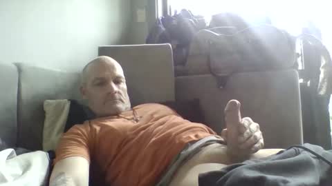Bigthickdickinvic online show from November 10, 12:31 am