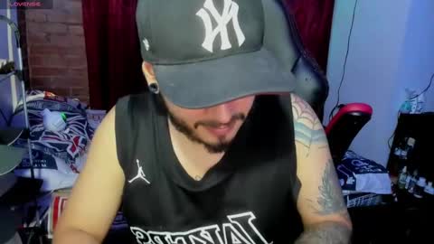 Snapshot of ragnar_lothbrok77 chatting on February 18, 4:58 am ragnar_lothbrok77 online show from February 18, 4:58 am