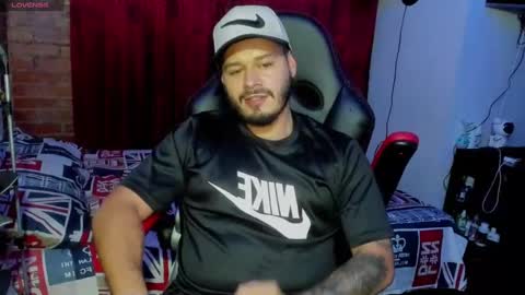 Snapshot of ragnar_lothbrok77 chatting on February 19, 5:16 am ragnar_lothbrok77 online show from February 19, 5:16 am