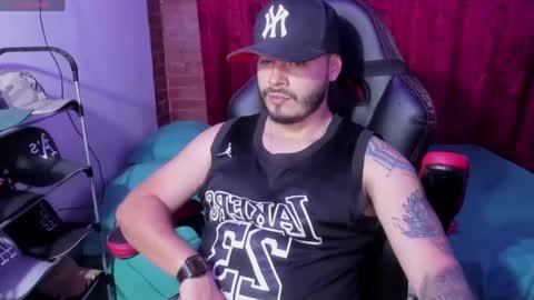 Snapshot of ragnar_lothbrok77 chatting on March 4, 5:11 am ragnar_lothbrok77 online show from March 4, 5:11 am