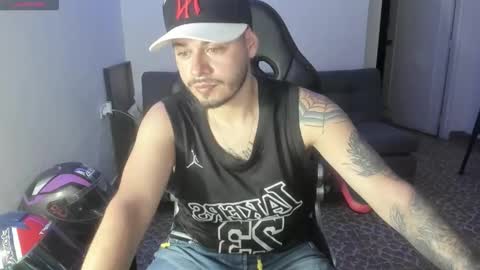 Snapshot of ragnar_lothbrok77 chatting on September 9, 11:26 pm ragnar_lothbrok77 online show from September 9, 11:26 pm