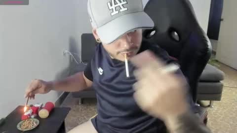 Snapshot of ragnar_lothbrok77 chatting on October 3, 9:01 pm ragnar_lothbrok77 online show from October 3, 9:01 pm