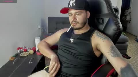 Snapshot of ragnar_lothbrok77 chatting on November 4, 9:47 pm ragnar_lothbrok77 online show from November 4, 9:47 pm